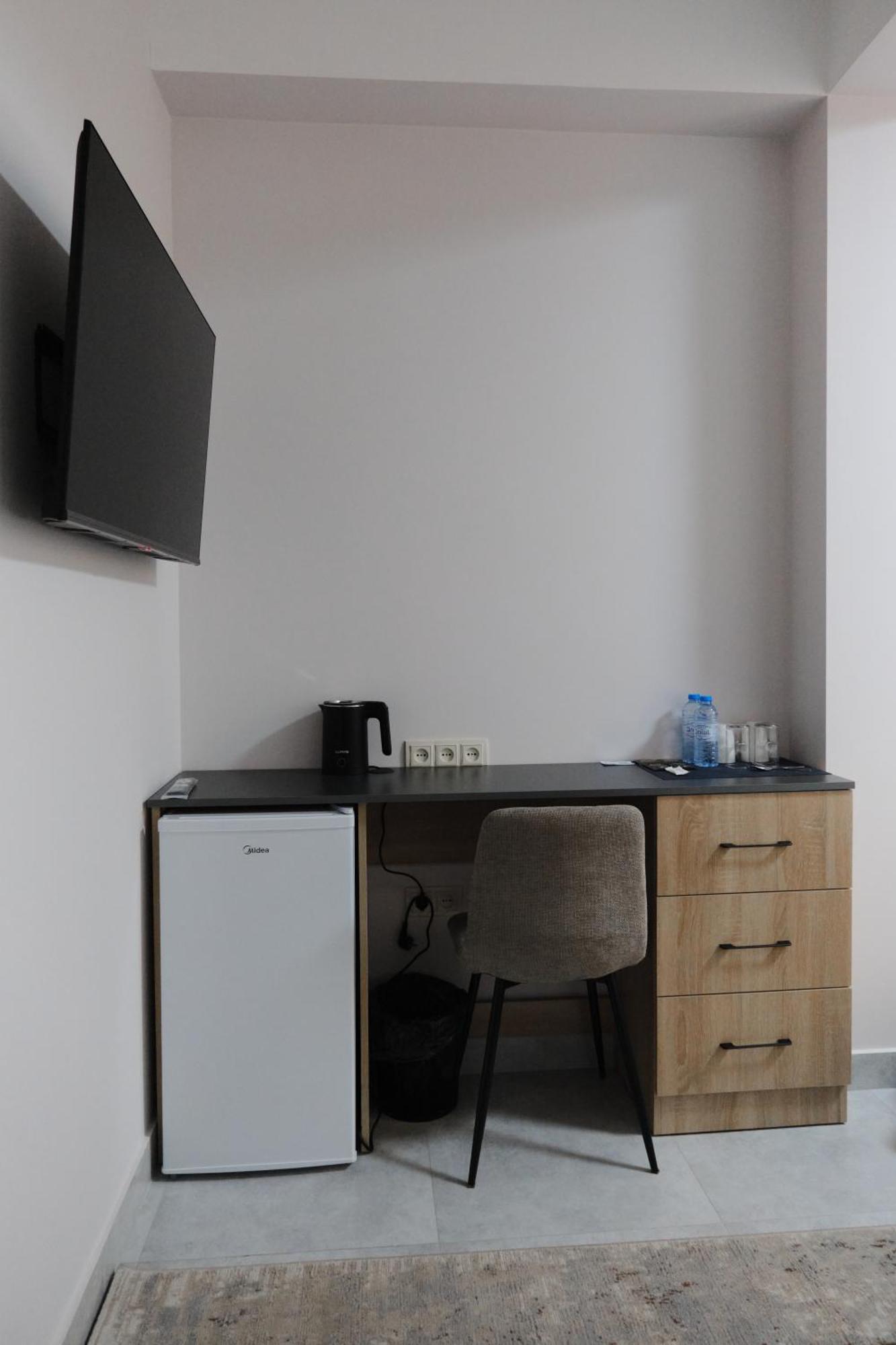 Loft Family Hotel Ijevan Exteriör bild