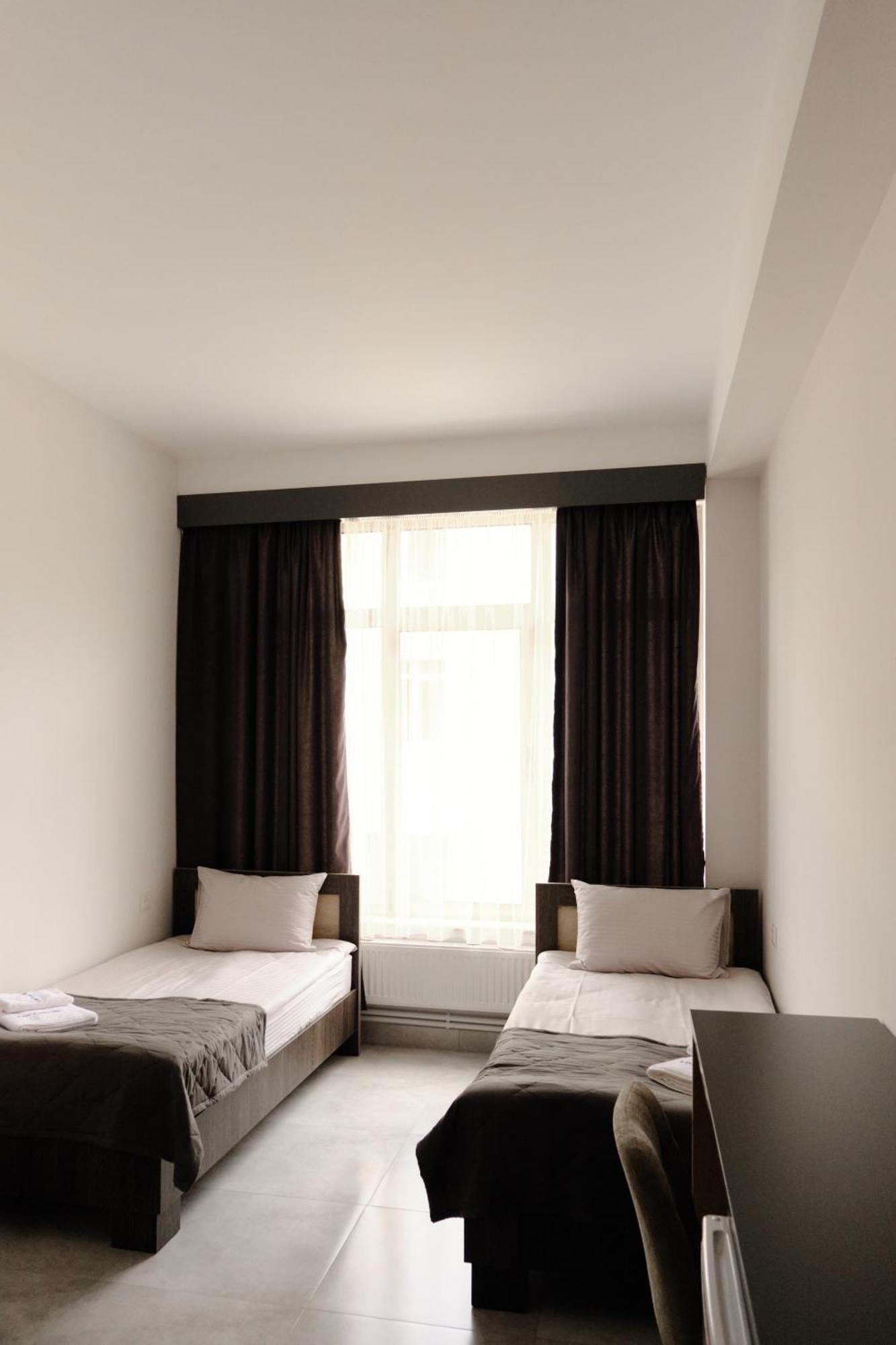 Loft Family Hotel Ijevan Exteriör bild