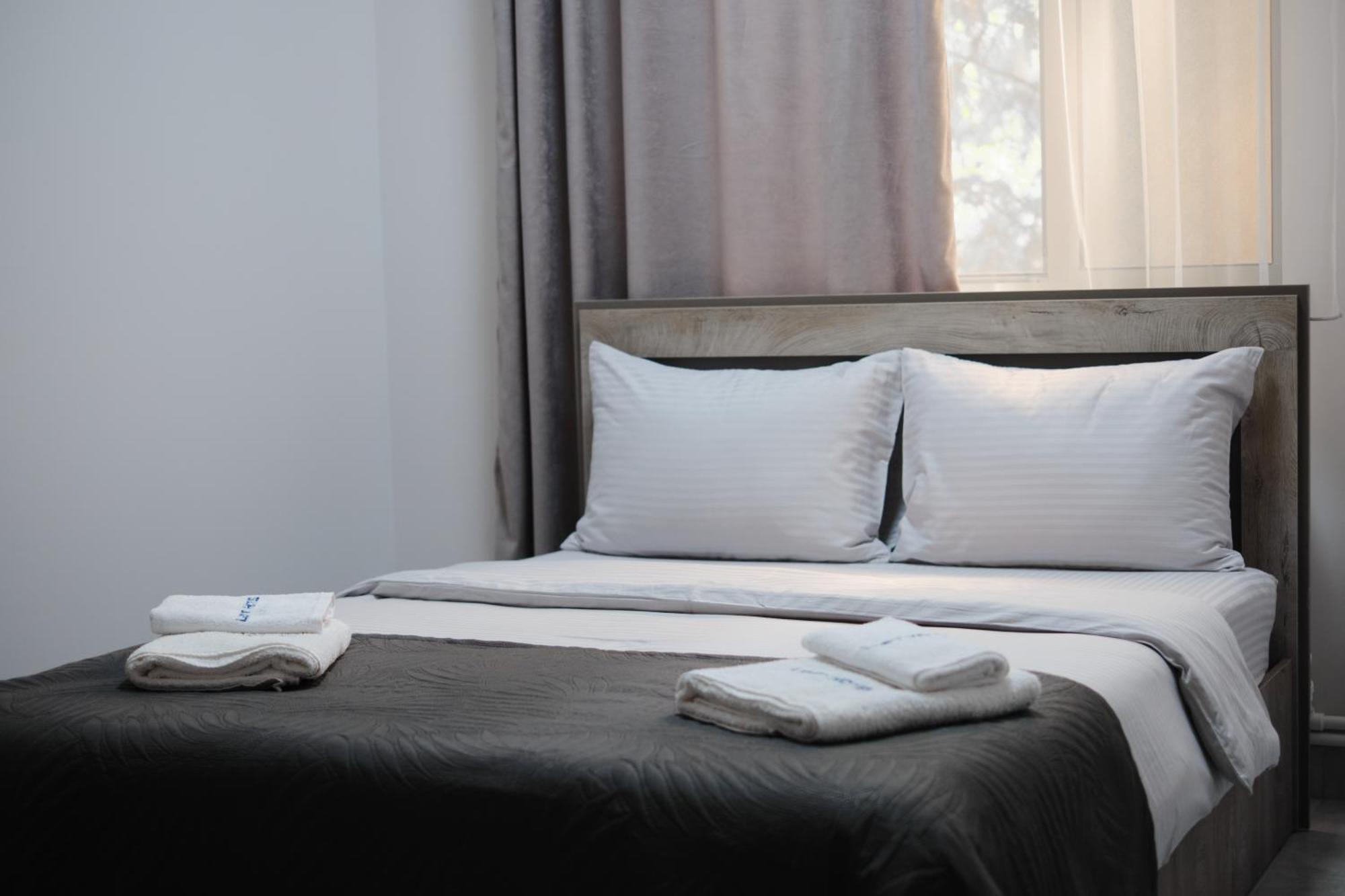 Loft Family Hotel Ijevan Exteriör bild