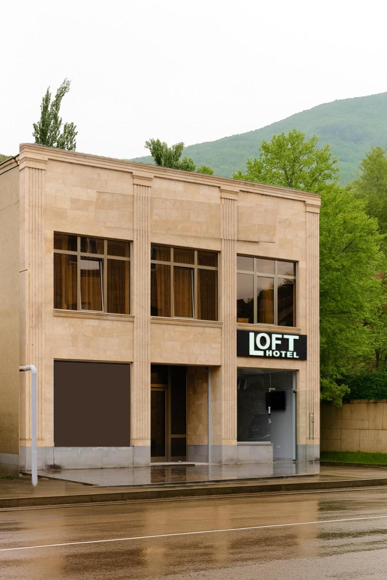 Loft Family Hotel Ijevan Exteriör bild