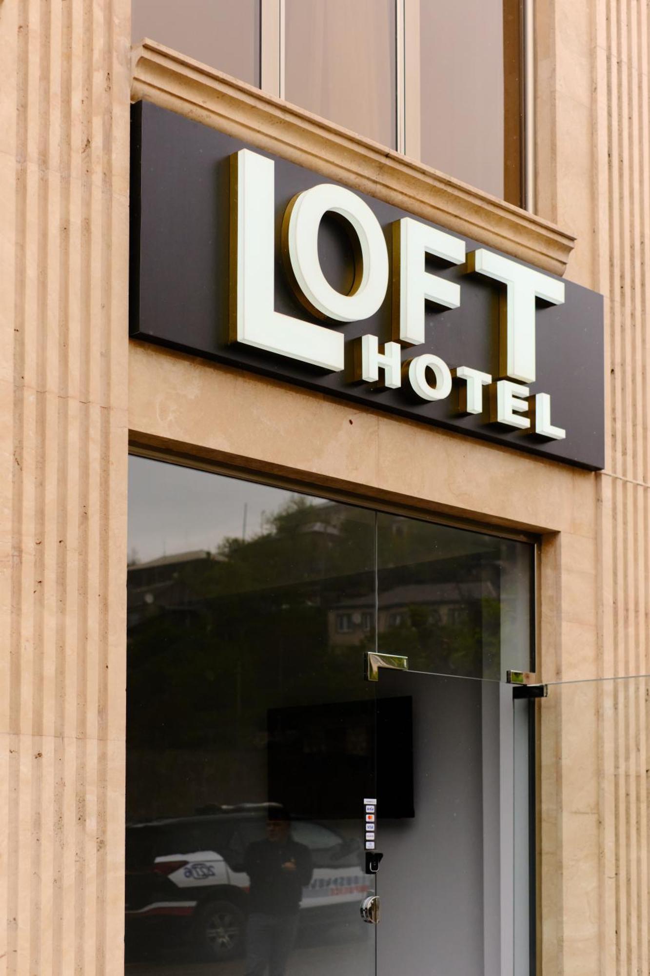 Loft Family Hotel Ijevan Exteriör bild